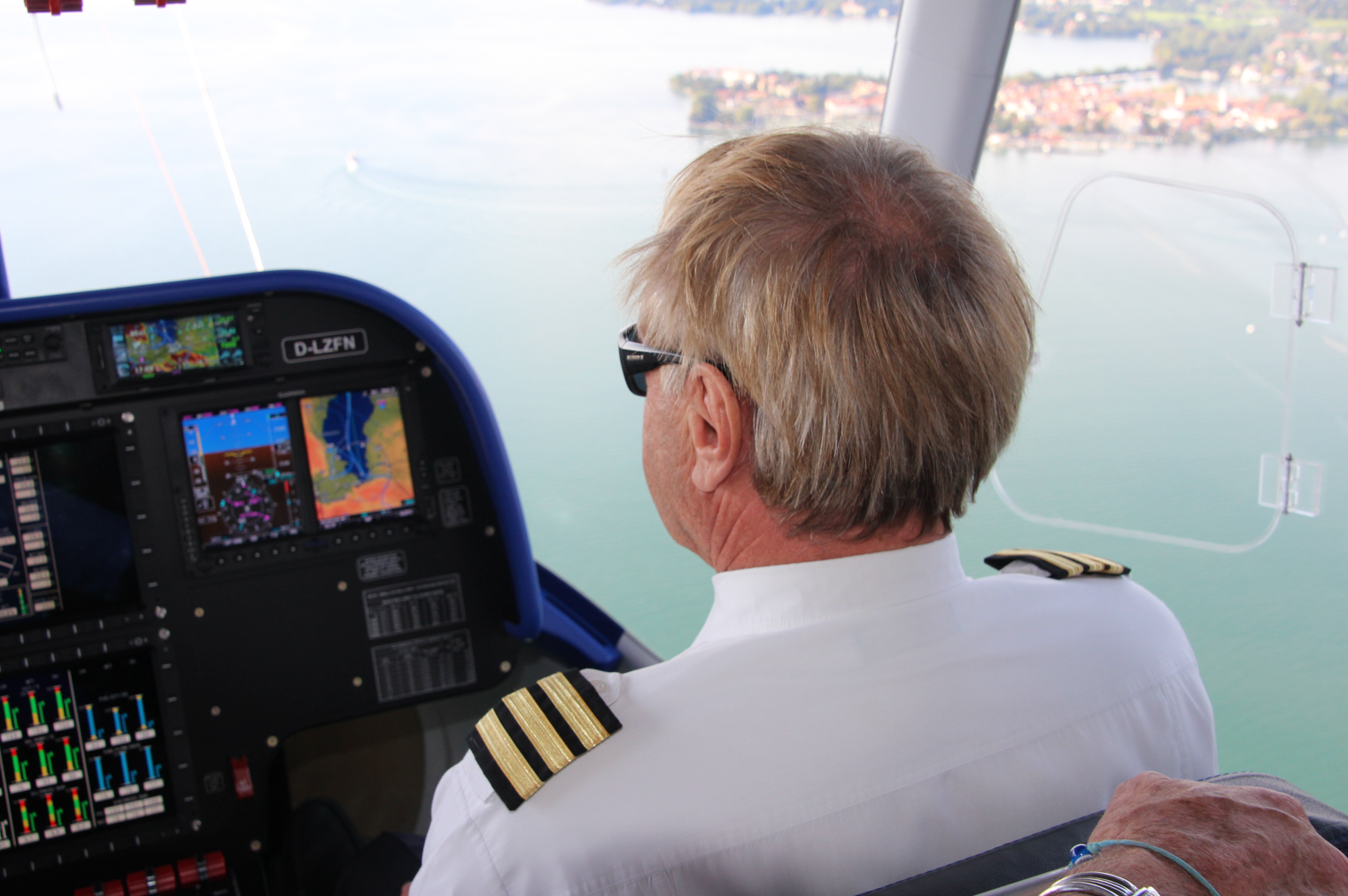 Zeppelin Maiden Flight Copilot